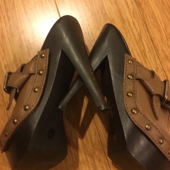 Burberry open toe clog heels - Picture 2 of 3